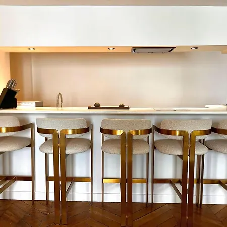 Apartament Champs-elysees For 6 Guests Paryż