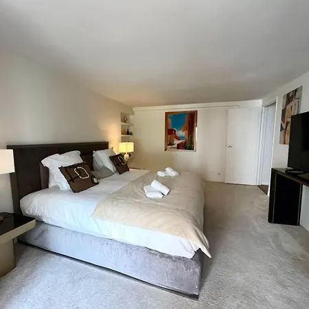 Champs-elysees For 6 Guests Appartement *
