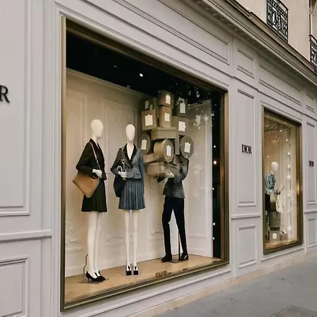 Champs-elysees For 6 Guests